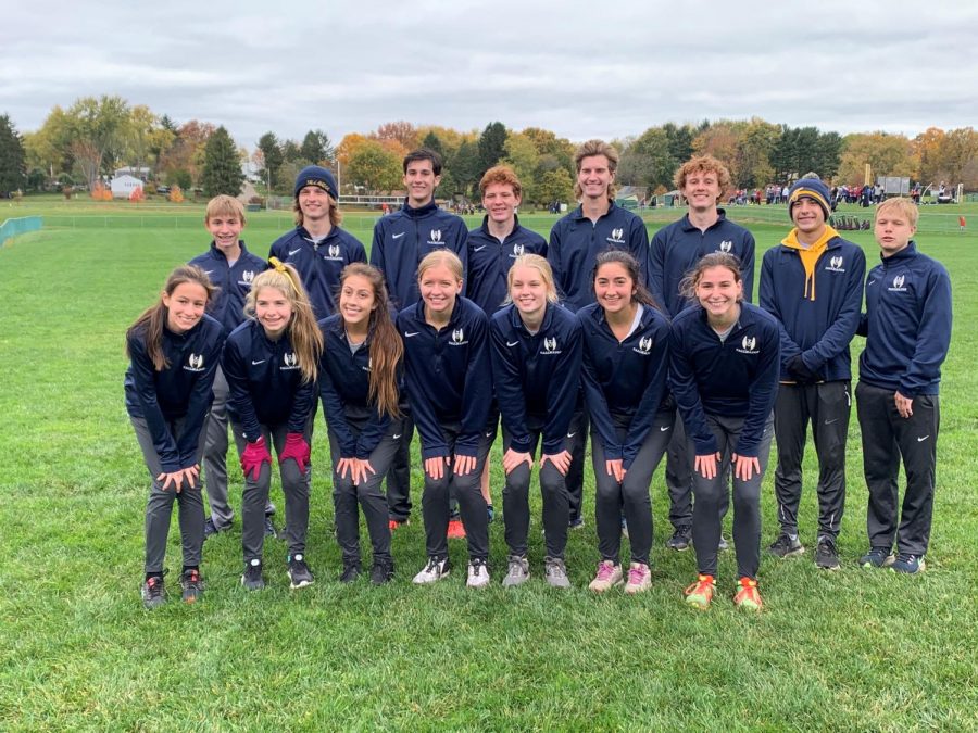 Boys%2C+Girls+Cross+Country+teams+advance+to+Regionals