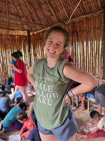 Hannah Eyre participates in a missions trip in Ichmul, Mexico with her youth group through the Chapel in Akron. This trip was a partnership with Mission House. Picture from Hannah Eyre.